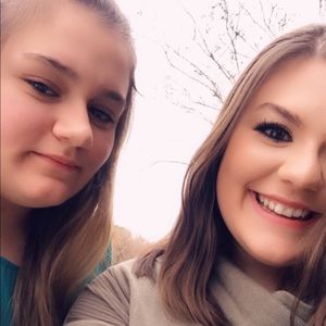 Meet your Posher, Britney